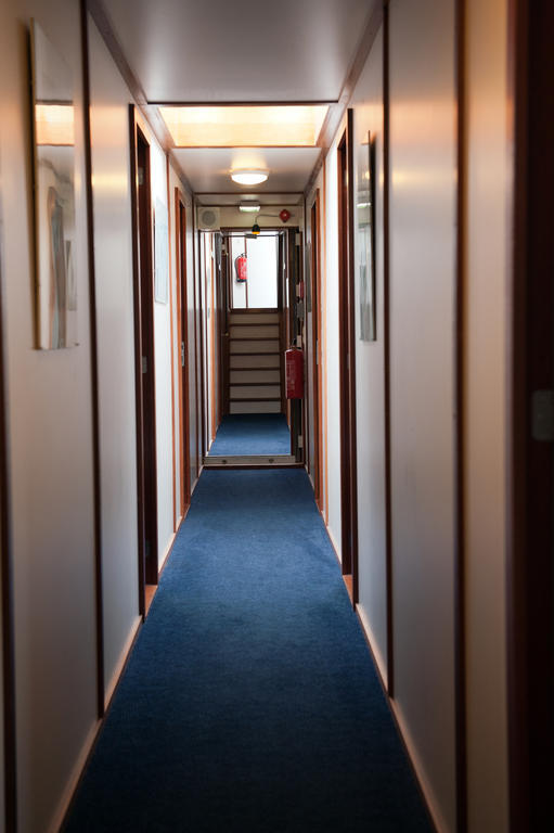 Hotelboot Sarah Амстердам Номер фото
